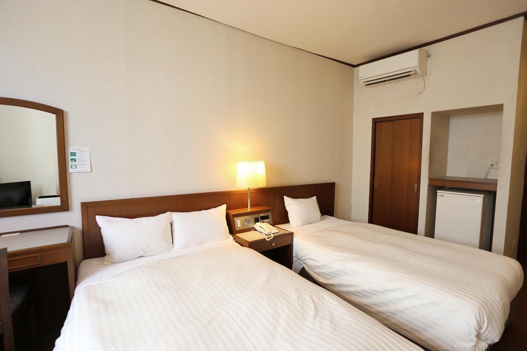 Hotel Castle Inn Suzuka Exterior foto